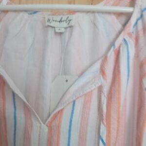 Wonderly Multicolor V-Neck Top